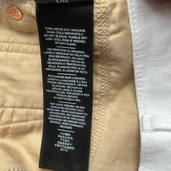 7 For All Mankind NWT Josefina Feminine Boyfriend Jeans in White Size 27 NEW - Picture 11 of 16